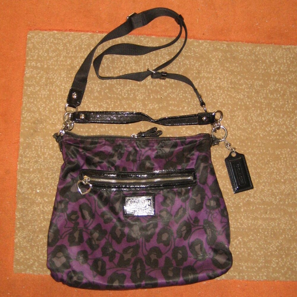 Authentic COACH Poppy Medium Leopard Print Ocelot Crossbody Bag, #F20060, Purple